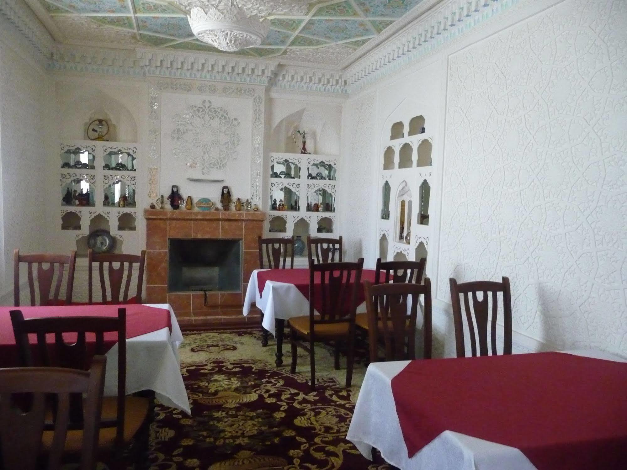 Guest House Marokand 사마르칸트 외부 사진